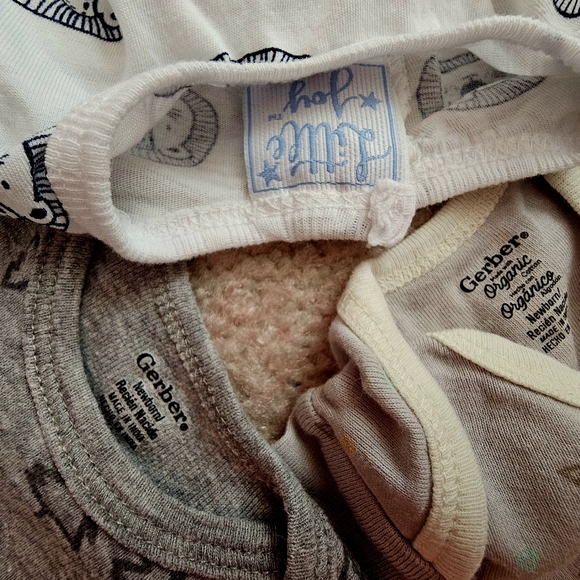 Onesies - Picture 5 of 5